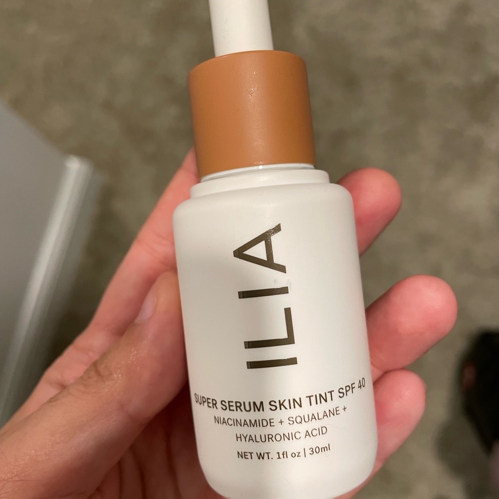 Ilia Super Serum Skin Tint Kokkini